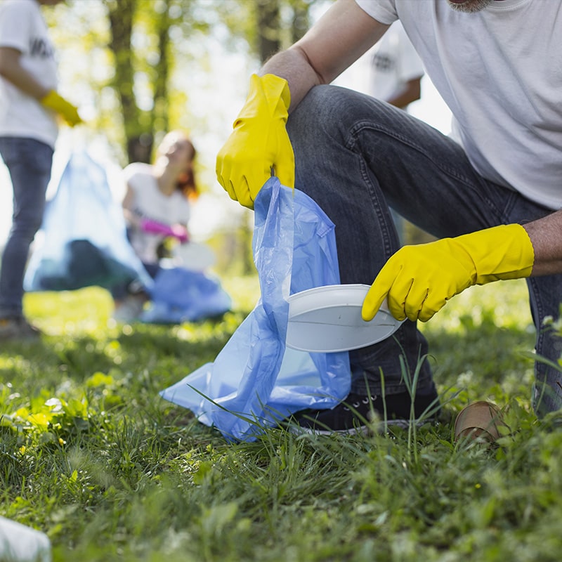 community service trash pickup